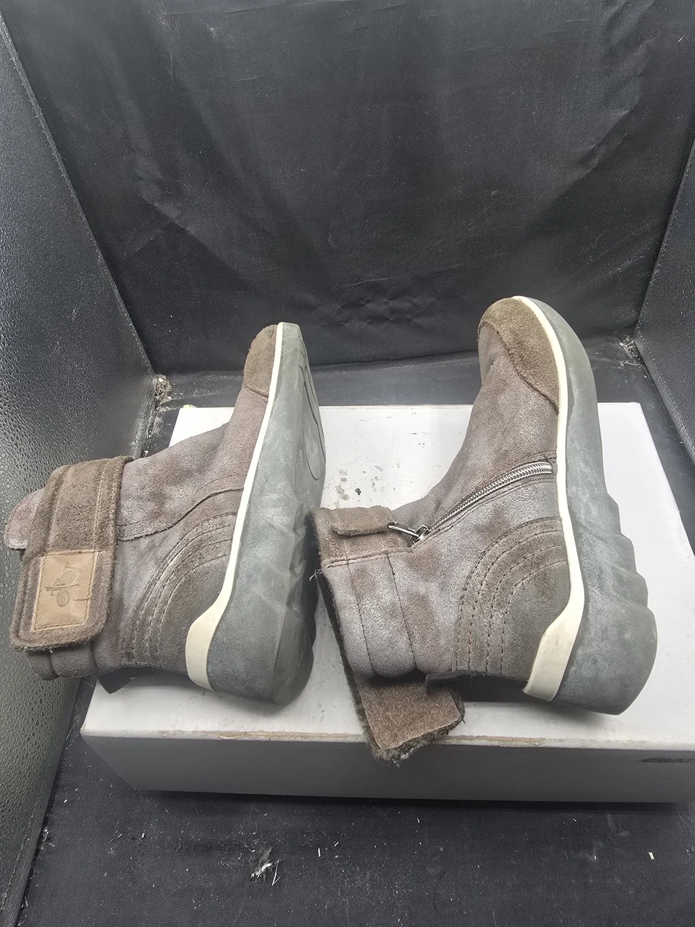 Men's Suede Chukka Boots in Brown with Side Zip